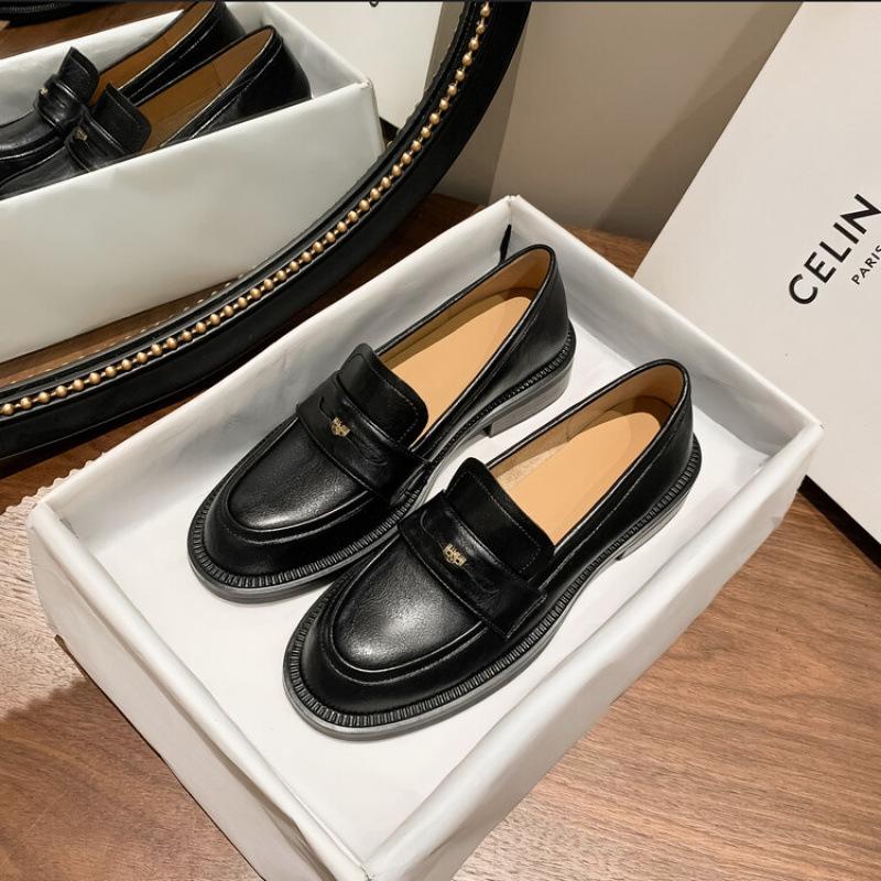 New round head leather large size single shoes women's low heel non-slip thick sole comfortable fashion sheepskin women's shoes four seasons small le