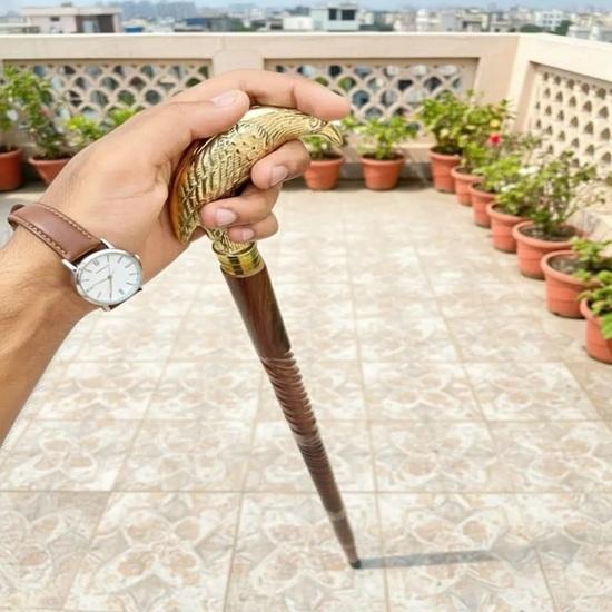 Латунная голова ворона трость для ходьбы Резная голова орла Дизайн Деревянная палка, Ручная работа Трости для джентльмена, Готические коллекционные подарки для него