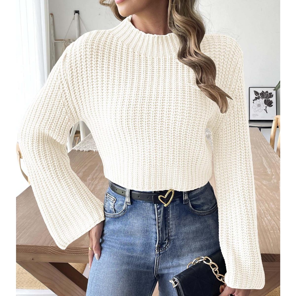 

Женский короткий укороченный плетеный свитер на осень и зиму с рукавами-колокольчиками и полуводолазкой XL белый