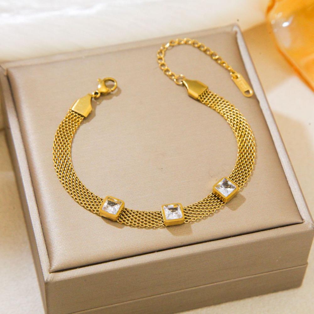 New Four-leaf Clover Bracelet Mesh Watch Bracelet Light Luxury Titanium Steel Watch Strap Chain Jewelry