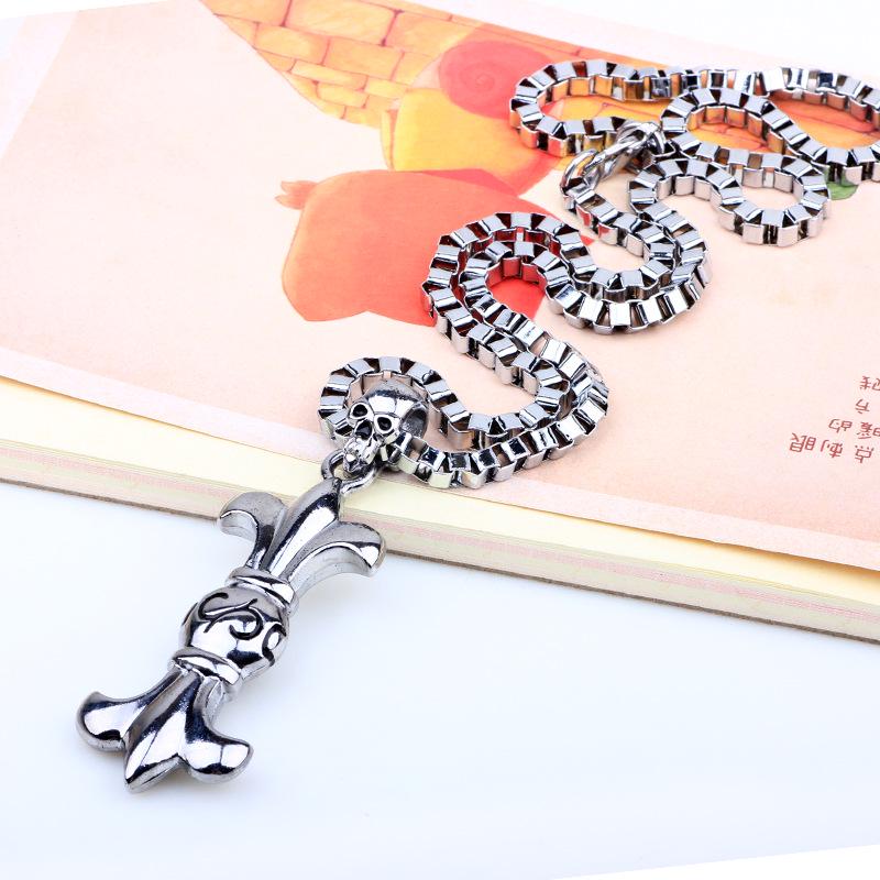 Men's Exaggerated Skull & Flower Metal Pendant Necklace - European/American Style