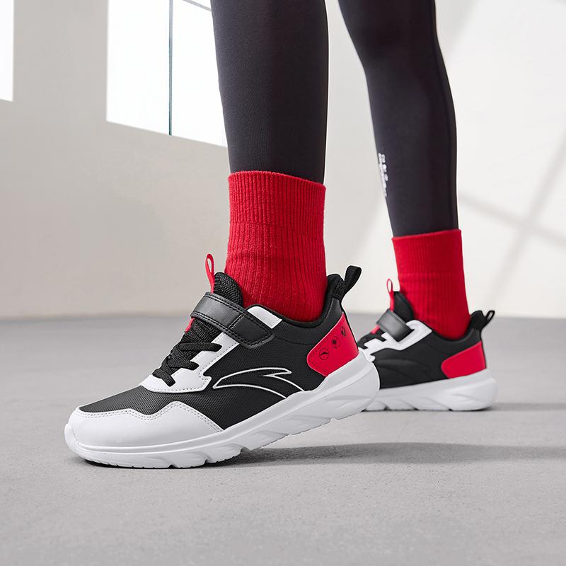 Anta Kids Vitality Comfortable Versatile Lightweight Shock Absorbing Low Top Running Shoes Kids Running Shoes Black White Classic-Red A12435568-7