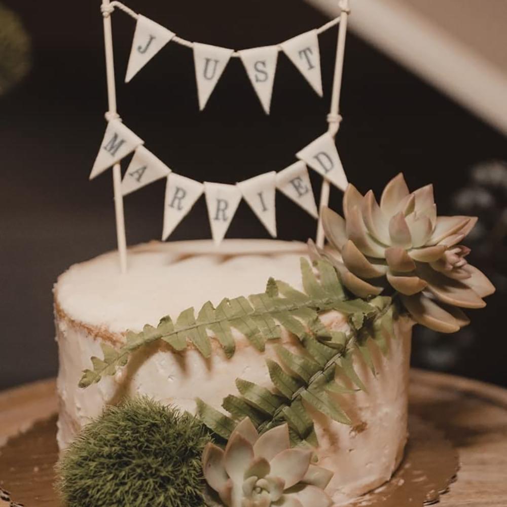 Svatební figurka Vintage Affair Rustikální Just Married Svatební dort nebo sýrový věnec Sprcha pro nevěstu Dekorace na rozlučku se svobodou
