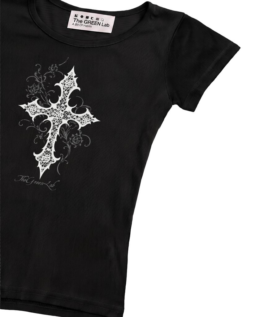THE GREEN LAB Cross Boat Neck Slim Short Sleeve Tee [Black]
