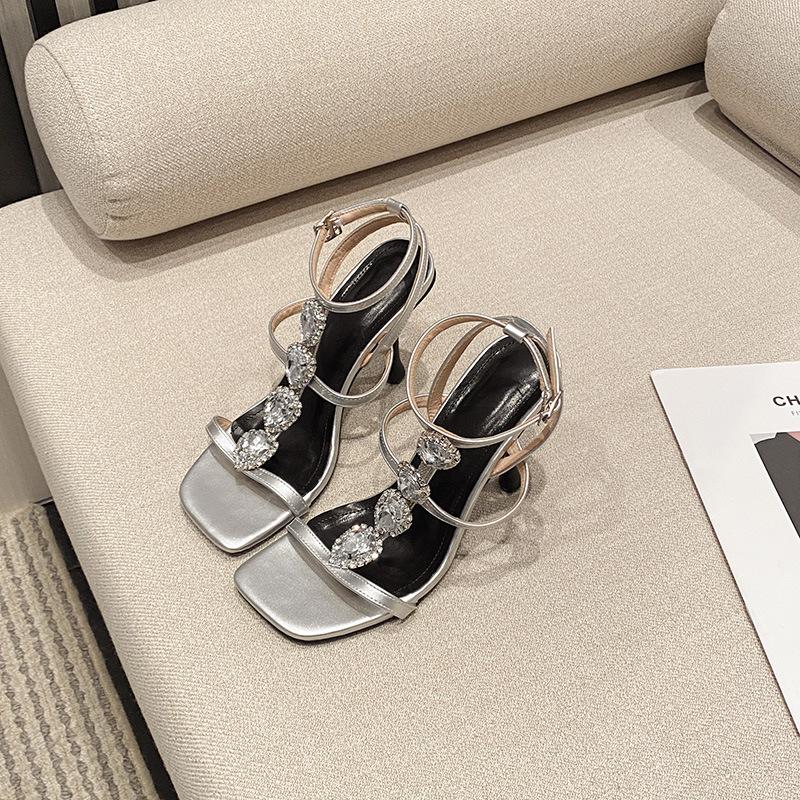 New in 2025, fashionable and sexy versatile Roman style rhinestone stiletto sandals