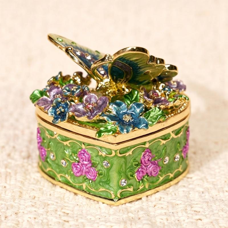 Butterfly Shape Jewelry Box Jewelry Holder Stylish Jewelry Organizers Alloy Texture for Home Decors and Daily Use