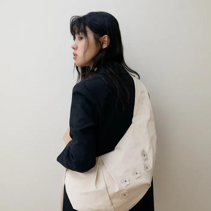 Bohemian floral hobo bag_cream