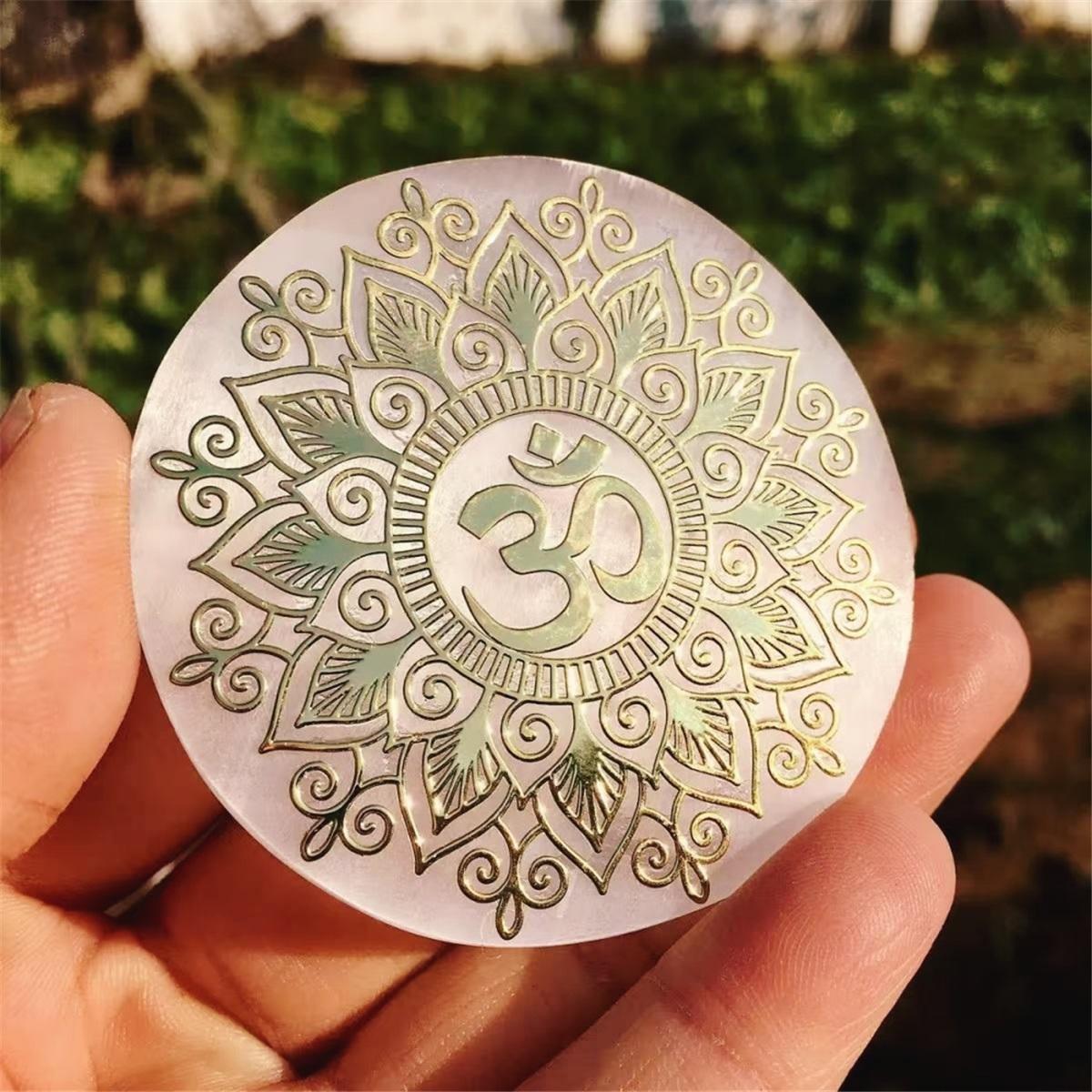 Natural Selenite Slice Slab White Gypsum 7 Chakras Flower Of Life Charging Plate Yoga Meditation Fengshui Healing Crystal 6-7cm