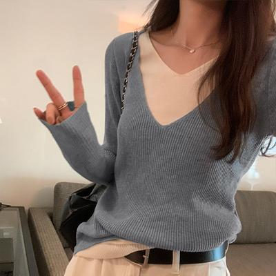 Korean V-neck Fake Two-piece Contrasting Color Age-reducing Sweater for Women In Autumn and Winter New Long-sleeved Versatile Woolen Top