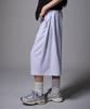 Peideomeonteu Side-Tuck Belted Eyelet Bermuda Sweatpants (White Gray)