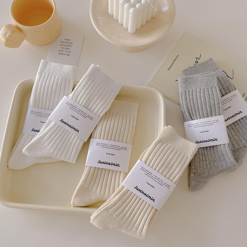 5 Pairs of Women's Spring and Autumn Trend 100 Match Sweat Absorption Solid Color Vertical Striped Mid Tube Socks