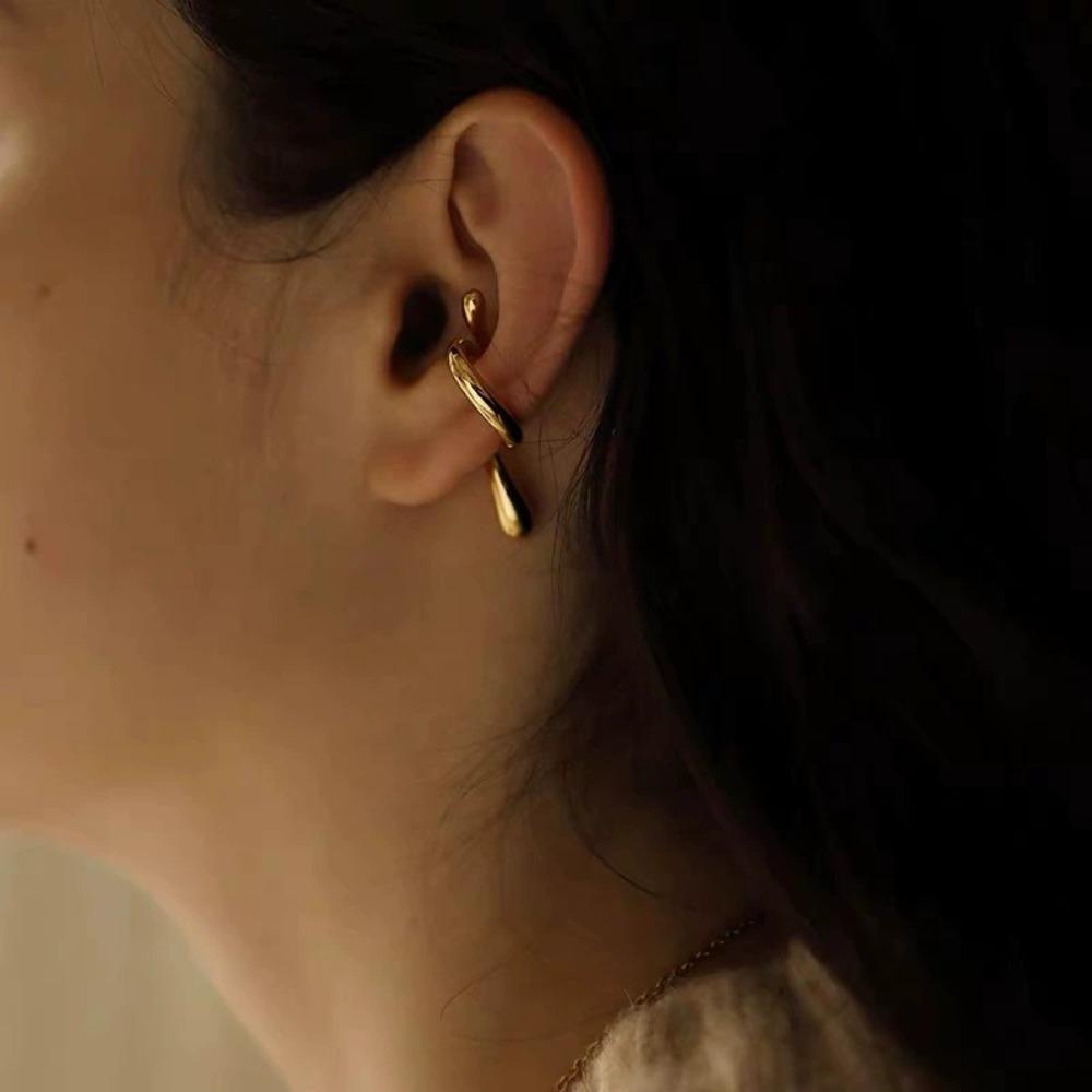 Minimalisme Vloeibaar Metaal S-vormig Geen Piercing Clipoorbellen voor Vrouwen Cool Meisje Oor Cuff Modieus Statement Oorbellen Sieraden Cadeaus