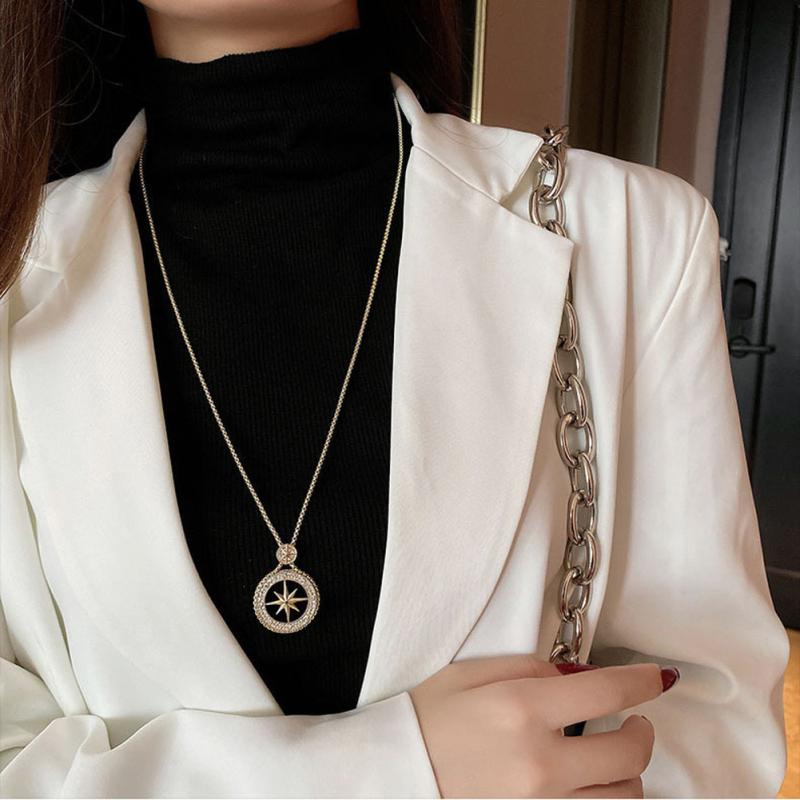 Women Necklace Exquisite Flash Diamond Eight Awn Star Pendant Necklace Sweater Chain Jewelry