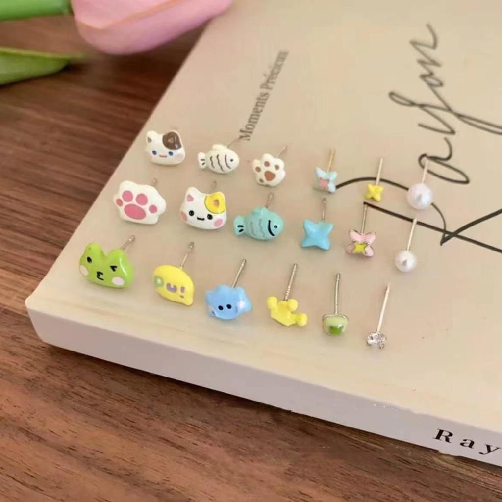 Korean version of small fresh cartoon cute stud earrings three-piece set of personality versatile small childlike summer earrings