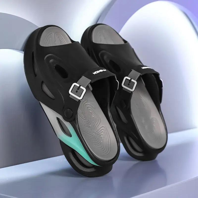 Fashion Outdoor Male Shoe Ultralight Beach Cheap Liquidation Big Size Barefoot Color 39 Non-slip New Design 2025 Pvc Styles Men's Sandal