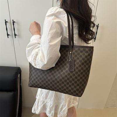Large-capacity Commuter Tote Bag, Fashionable Printed Large Bag, Women's 2025 New College Student Class Commuter Shoulder Bag