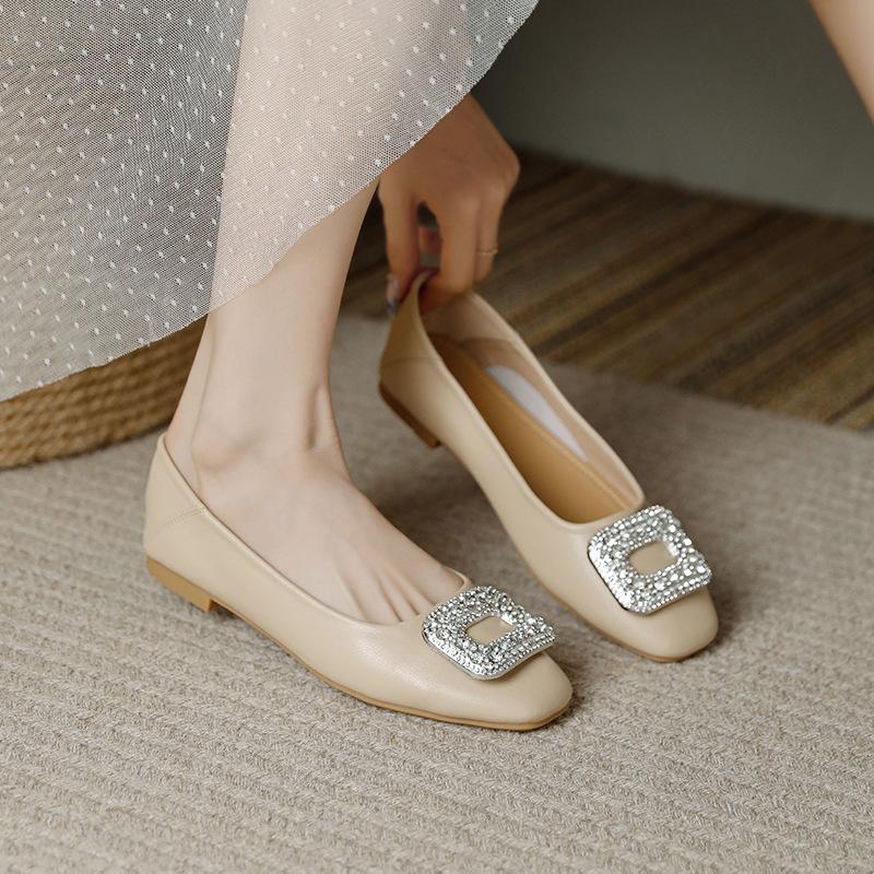 Fyrkantig spänne sked skor dam mångsidiga enkelsskor dam sommar strass grund mun platta skor 2025 ny vår och höst en pedal