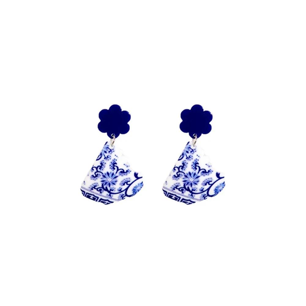 Vintage Blue and White Porcelain Earrings Wave Point Elegant Elegant Geometric Earrings Electroplating Geometric