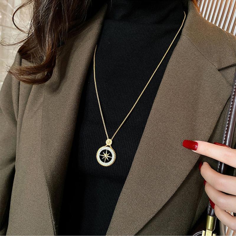 Women Necklace Exquisite Flash Diamond Eight Awn Star Pendant Necklace Sweater Chain Jewelry