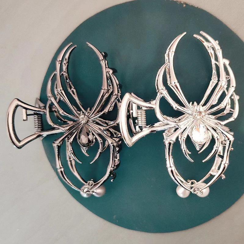 1Pc Halloween Black Spider Hair Claw Clips With Pearl Charm Design,Metal Gothic Punk Hair Clips Strong Hold Hair Accessories