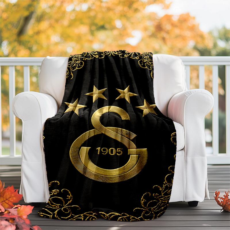 Galatasaray Flannel Blanket Soft All-Season Throw, Design for Camping, Car Travel, Hiking Sofa, Bed, Office Perfect Gift for Parties