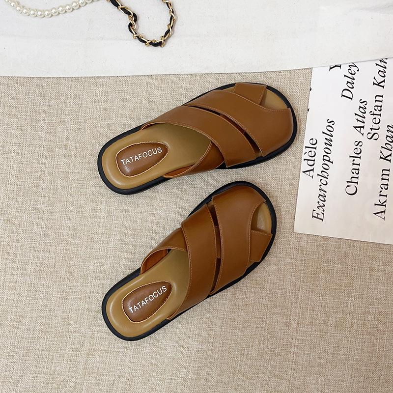 

Leather bag head half drag women s summer wear breathable 2025 new versatile hollow cool slippers flat bottom with skirt one-word drag 40