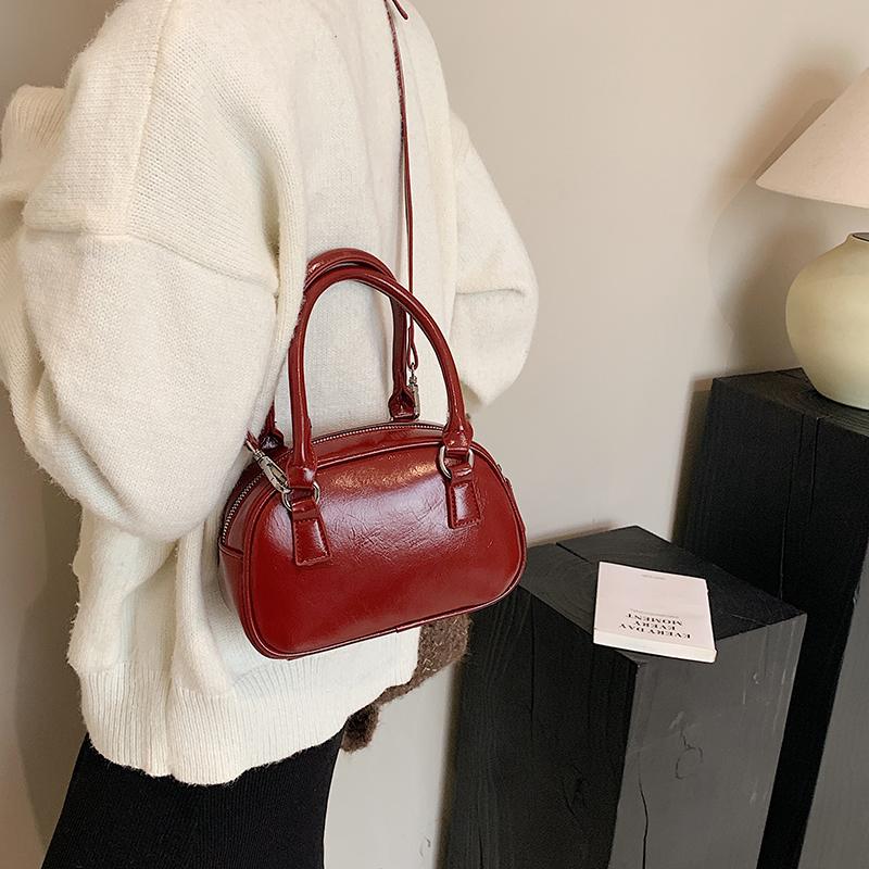 MOODS Red Color Top-handle Bags For Women Vintage Small Pillow Shoulder Cross Body Bag 2026 Luxury Designer Purses And Handbags