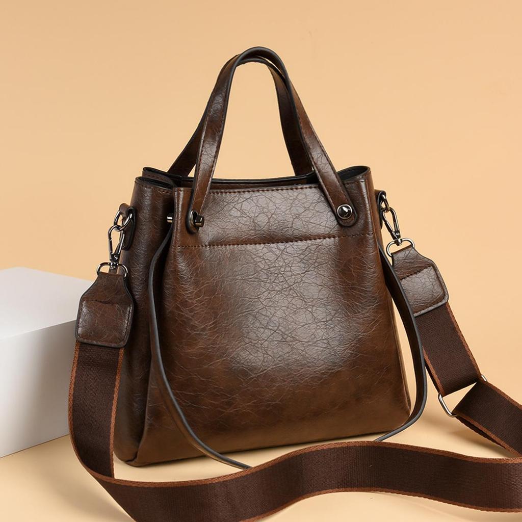 High-End Versatile Retro Women's Large Capacity Bucket Handbag - Winter Style Single Shoulder Crossbody