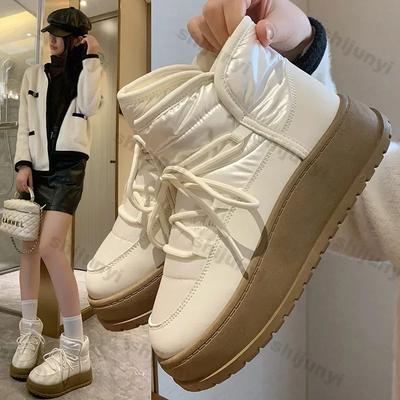 Modische Samt-High-Top-Schneestiefel für Damen 2025 Winter neue Studenten-Ins Koreanische Version warme Freizeitschuhe Baumwollschuhe