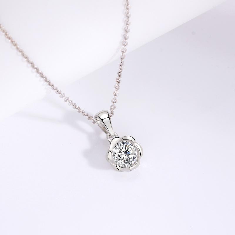 925 Sterling Silver Rose Pendant Necklace - Elegant and Versatile Floral Design for Women 925 Sterling Silver
