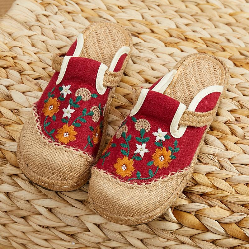 Ethnic Style Embroidered Shoes Flat Heel Low Top Ladies Cloth Shoes Embroidered Temperament Elegant Hanfu Shoes