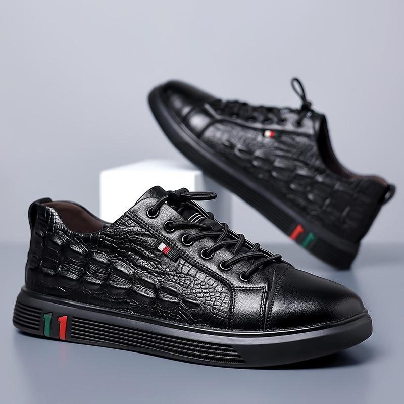 Men's casual board shoes new leather trend breathable board shoes crocodile pattern beanie shoes men's lazy leather shoes