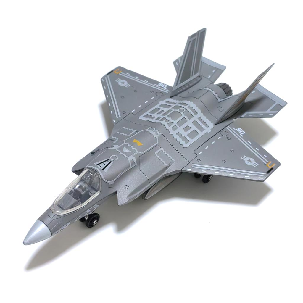 1/72 Scale F35 Plastic Assembly Model airplane (including base )Home placement, collection and decoration Gift