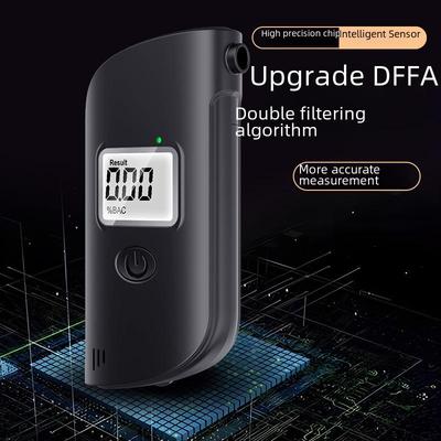 Alcol tester compatto: MR689 Etilometro portatile con rilevatore di concentrazione.