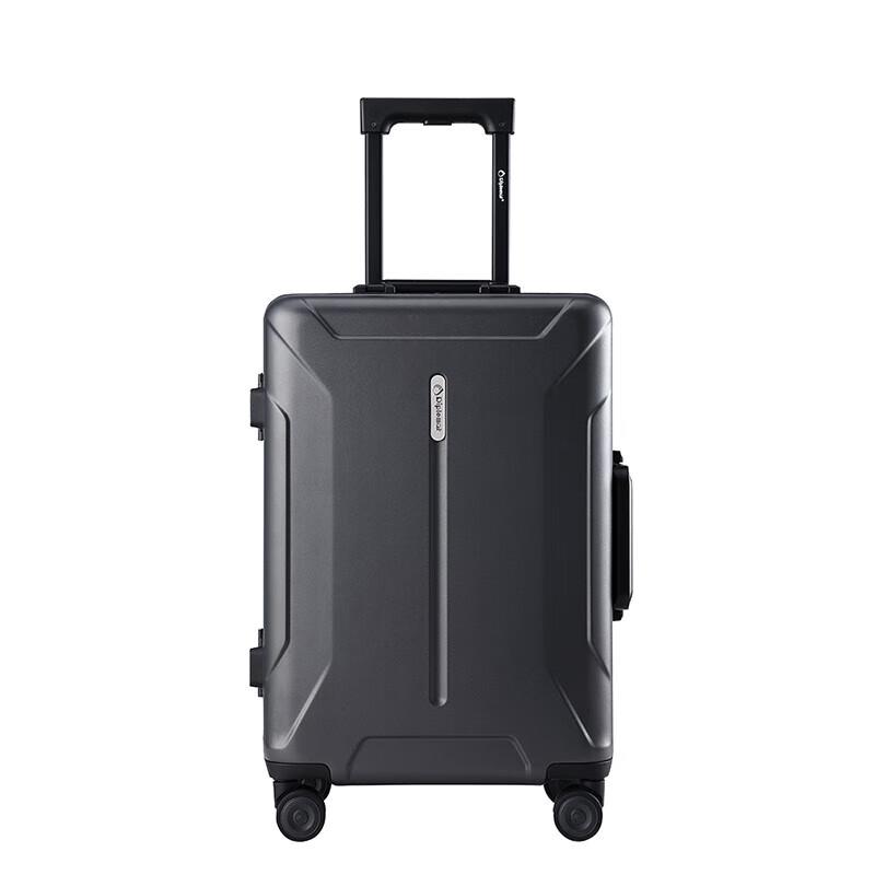 Diplomat PC Hardside Spinner Suitcase 24 inch