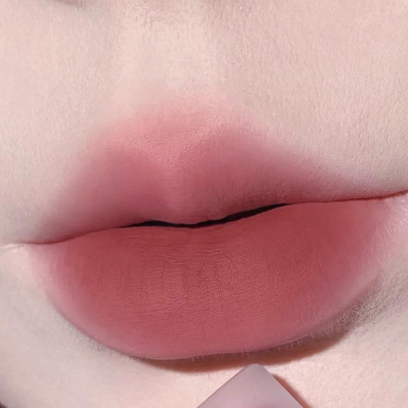 Velvet Matte Lip Glaze Waterproof Long Lasting Non Stick Cup Pigmented Lip Mud