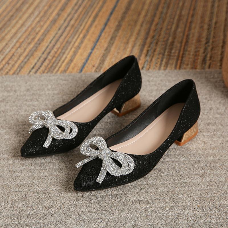 Fashion 34-43 big size bowknot women pumps gold low heel OL shoes pointed toe ladies shiny cloth bowtie pumps zapatos de tacón mujer