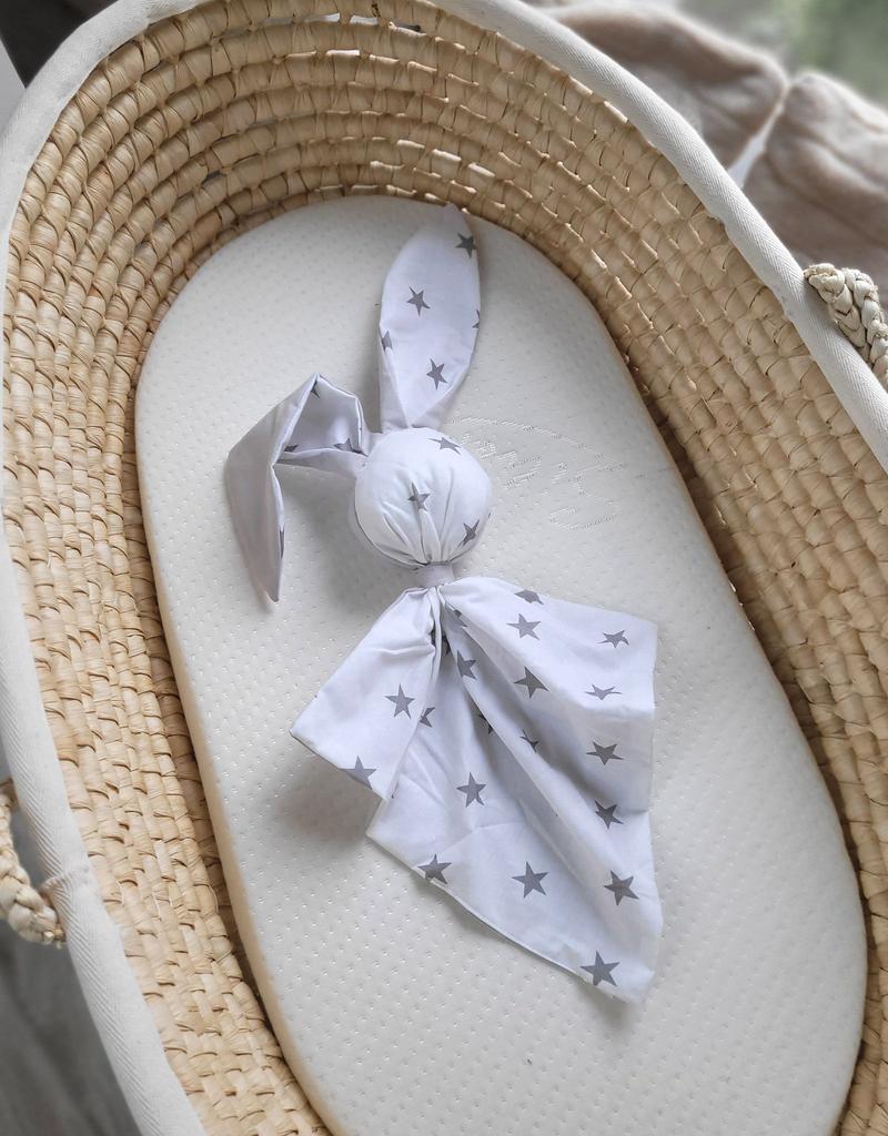 Soft, cuddly cotton bunny blanket - Gray Stars