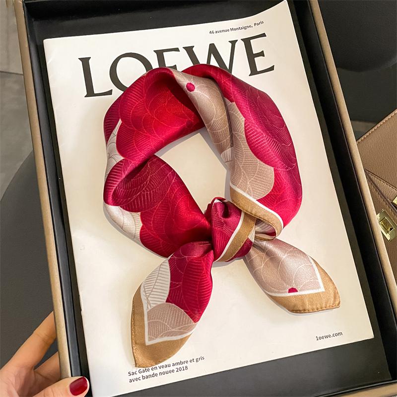 Fashion 100% Real Silk Scarf 53cm Square Bandelet Women's Silk Temperament Small Scarf Neck Decorative Wrap Printed Scarves