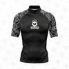 Rash Guard a Maniche Corte da Uomo con Protezione UV Costumi da Bagno Sport Acquatici Surf Subacquea Asciugatura Rapida Vestibilità a Compressione