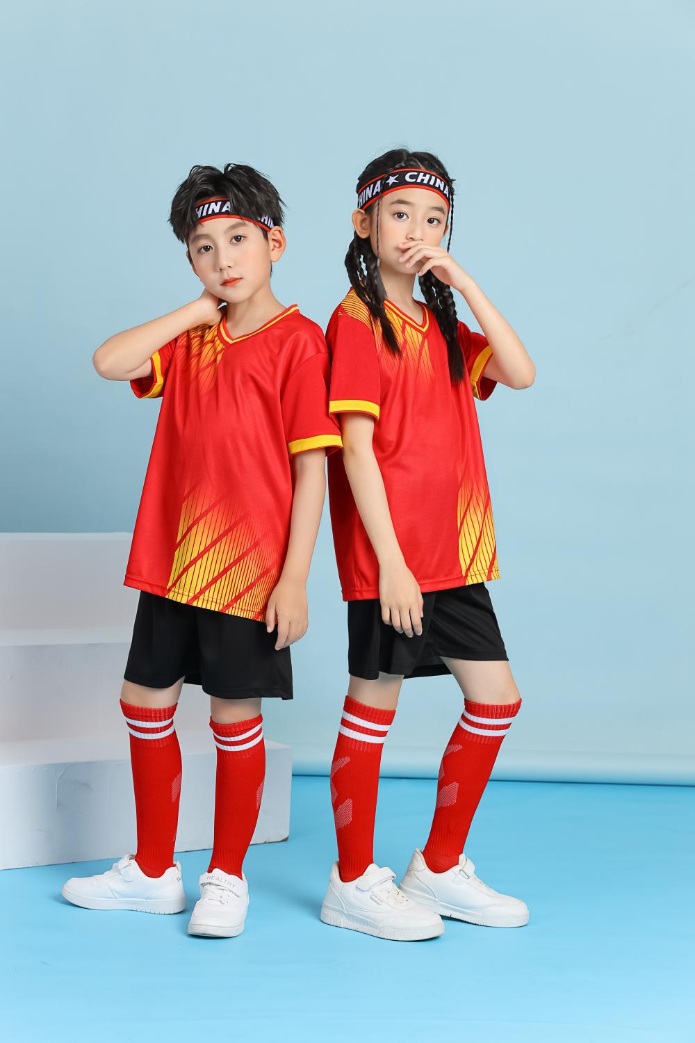 

Summer Short-Sleeved Football Training Clothes For Adults And Children With The Same Style, Team Game Suit, Team Jersey Fb15. S красный