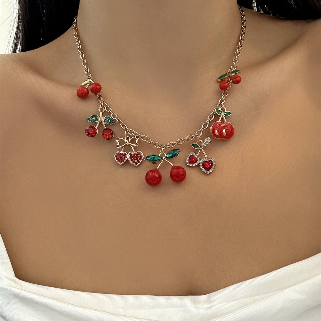 Y2K Sweet Cherry Strawberry Pendant Necklace For Women Dainty Cute Fruit Bow Charms Clavicle Chain Fashion Jewelry Accessories