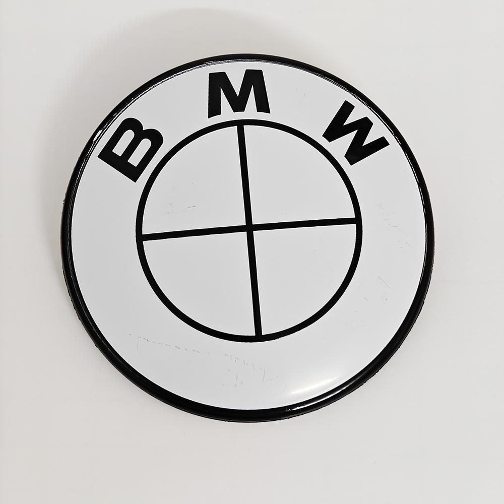 2026 Hot 1/2Pcs For BMW E46 E90 F30 F10 F20 G20 E87 E63 E60 F01 F02 G14 74mm 82mm Car Front Hood Emblem Trunk Rear badge logo Accessorie CVB2