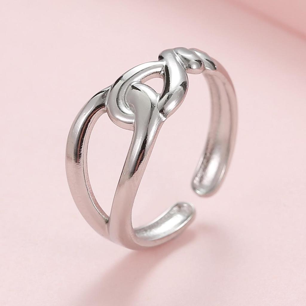Trendy Adjustable Gold-Plated Stainless Steel Chain Ring for Women