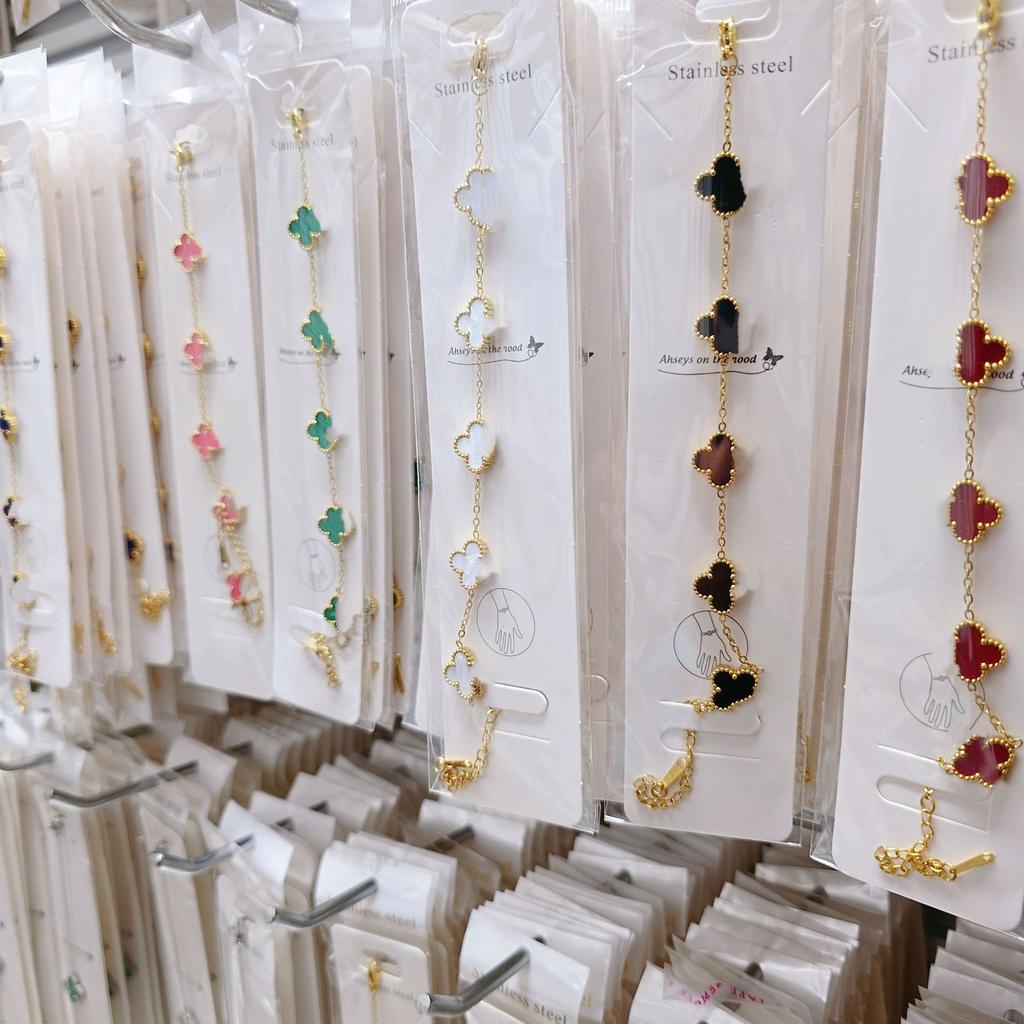 Double-sided Five-flower Four-leaf Clover Bracelet Titanium Steel Does Not Fade Light Luxury High-end Jewelry