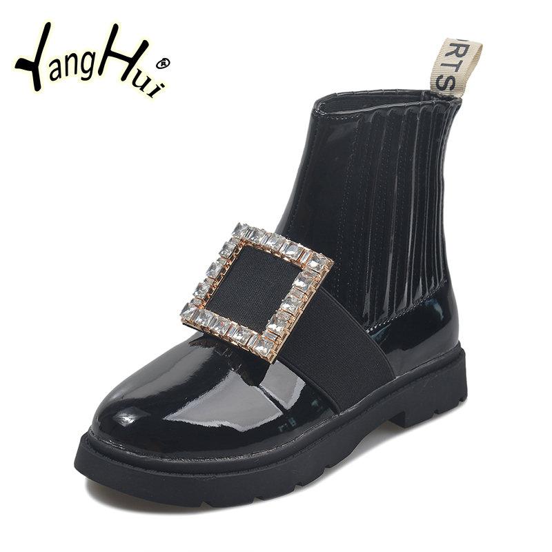 Chelsea Ankle Boots 2024 New Fashion Diamond Accessories British Style Artificial Leather Waterproof Platform Women's Shoes