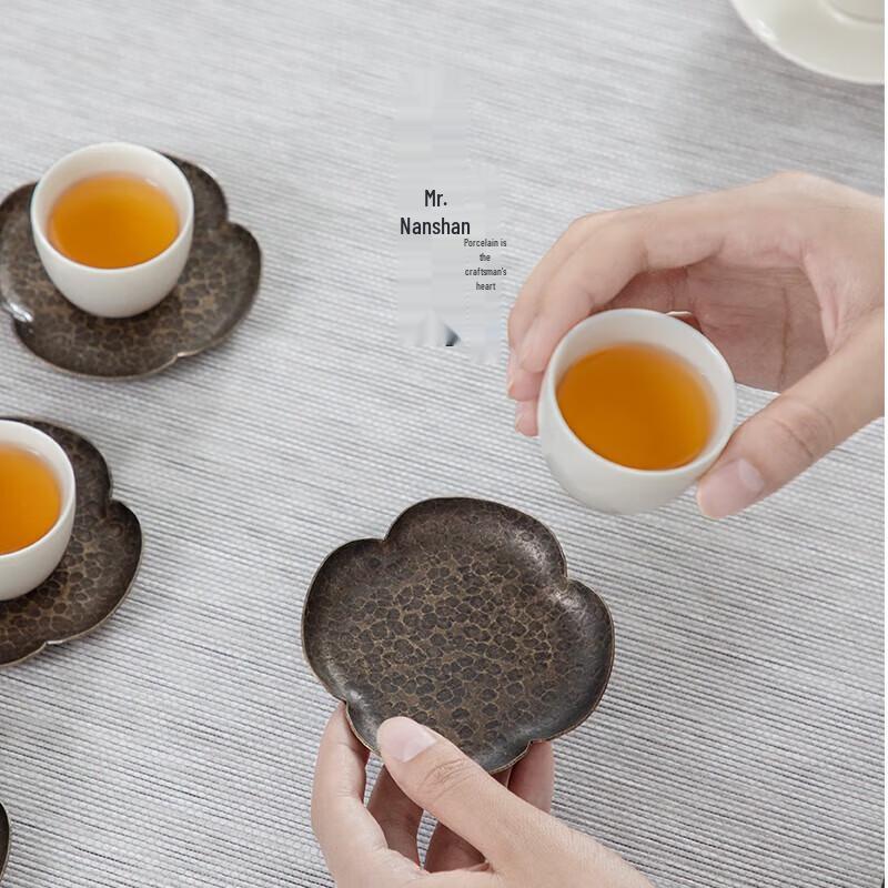 Copper Heart Heat-Insulating Coaster