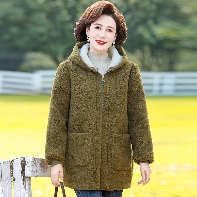 Mom's Elegant Winter Hooded Lambswool Coat with Fleece Lining - Thickened, Fashionable, for Middle-Aged and Elderly Women