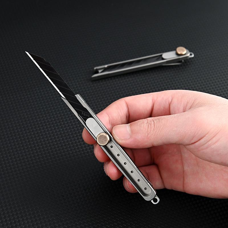 Pocket Titanium Alloy Utility Knife Unpacking Wallpaper Carving Express Knife Office Metal Cutting Paper Knife With Back Clip