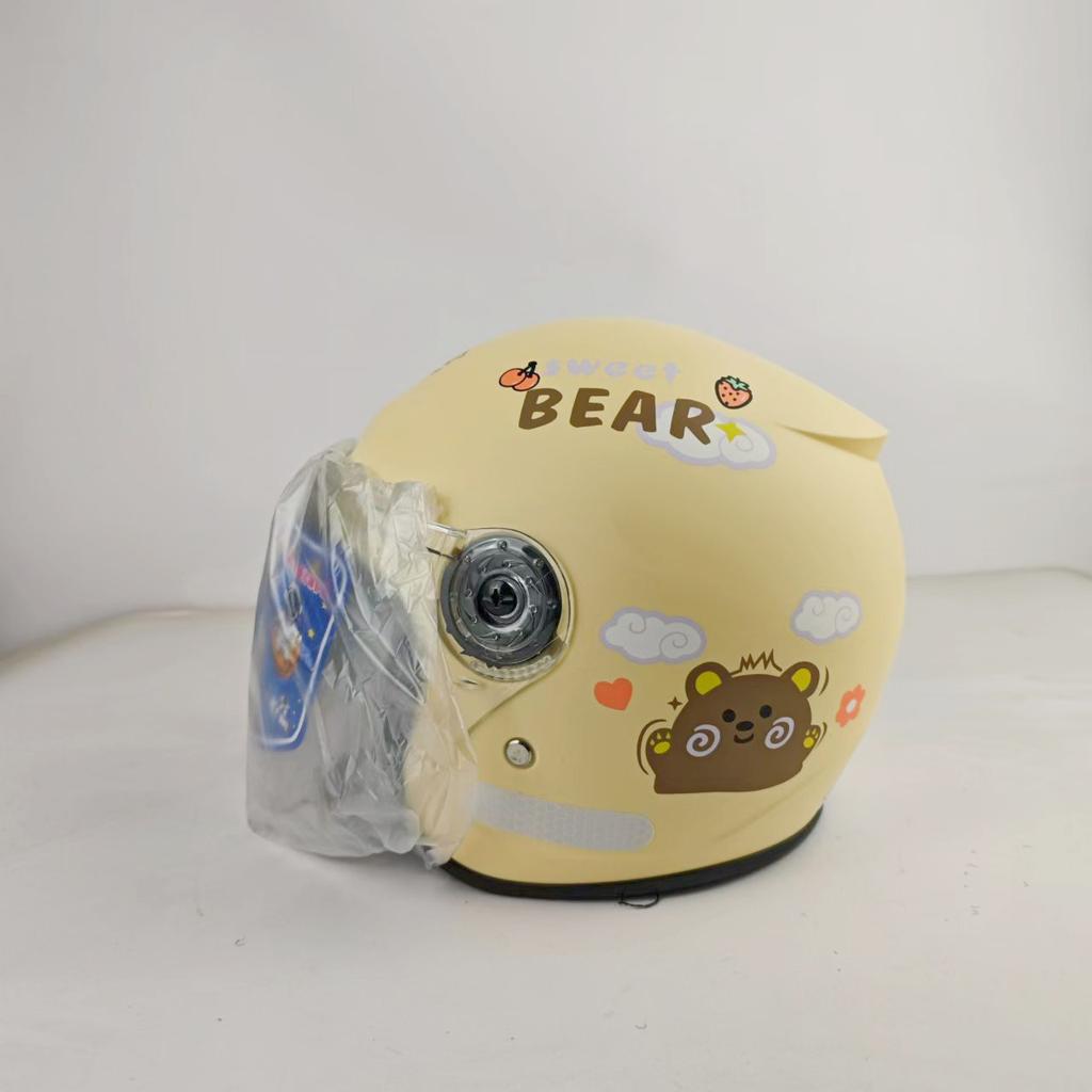 Children's helmets Boys and girls winter warm battery car electric vehicle safety new national standard cartoon parent-child helmet